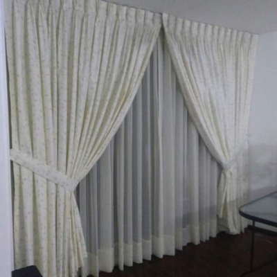 Cortinas con riel (3)