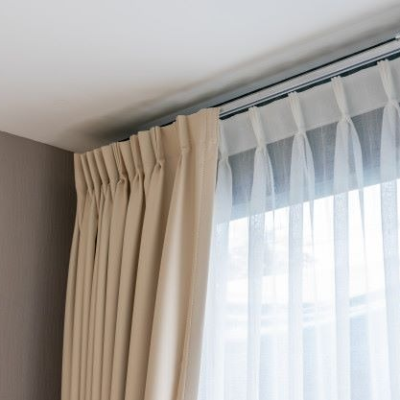 Cortinas con riel (4)